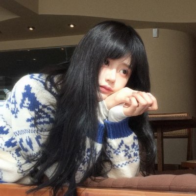 劳拉·马尔斯的眼睛